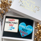 Caja de 2 galletas de vasectomía: “Haz el amor, no los bebés” y “Feliz día de la vasectomía”